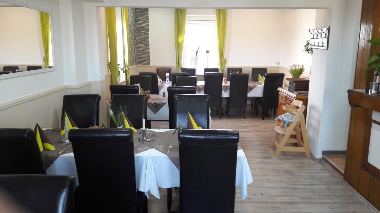Отель Steakhaus Galgenbach Werne Экстерьер фото